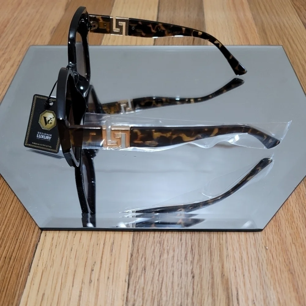 🛍2 for $20🛍 VG Sunglasses